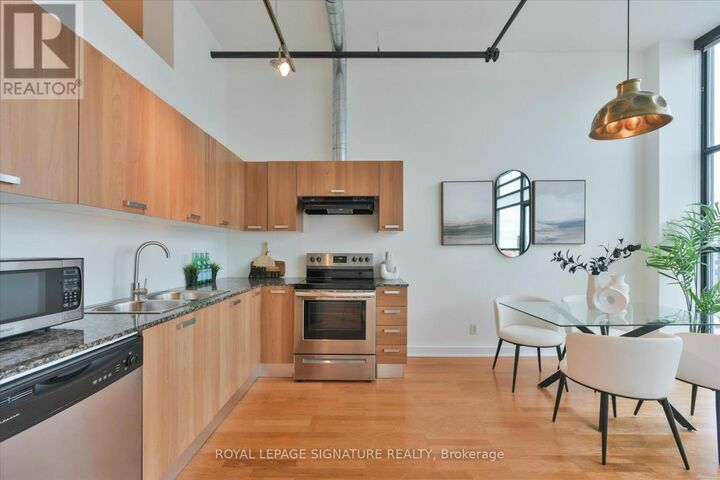 Property Photo: 43 Hanna Avenue 618 ON M6K 1X1