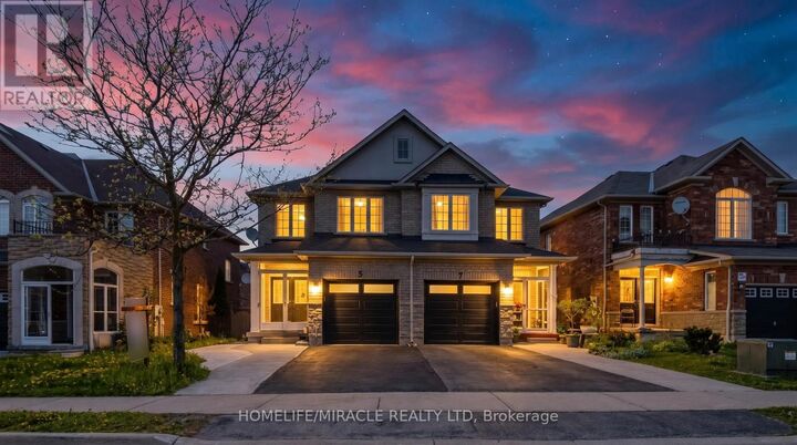 Property Photo:  5 Cherryplum Way  ON L6S 6J8 