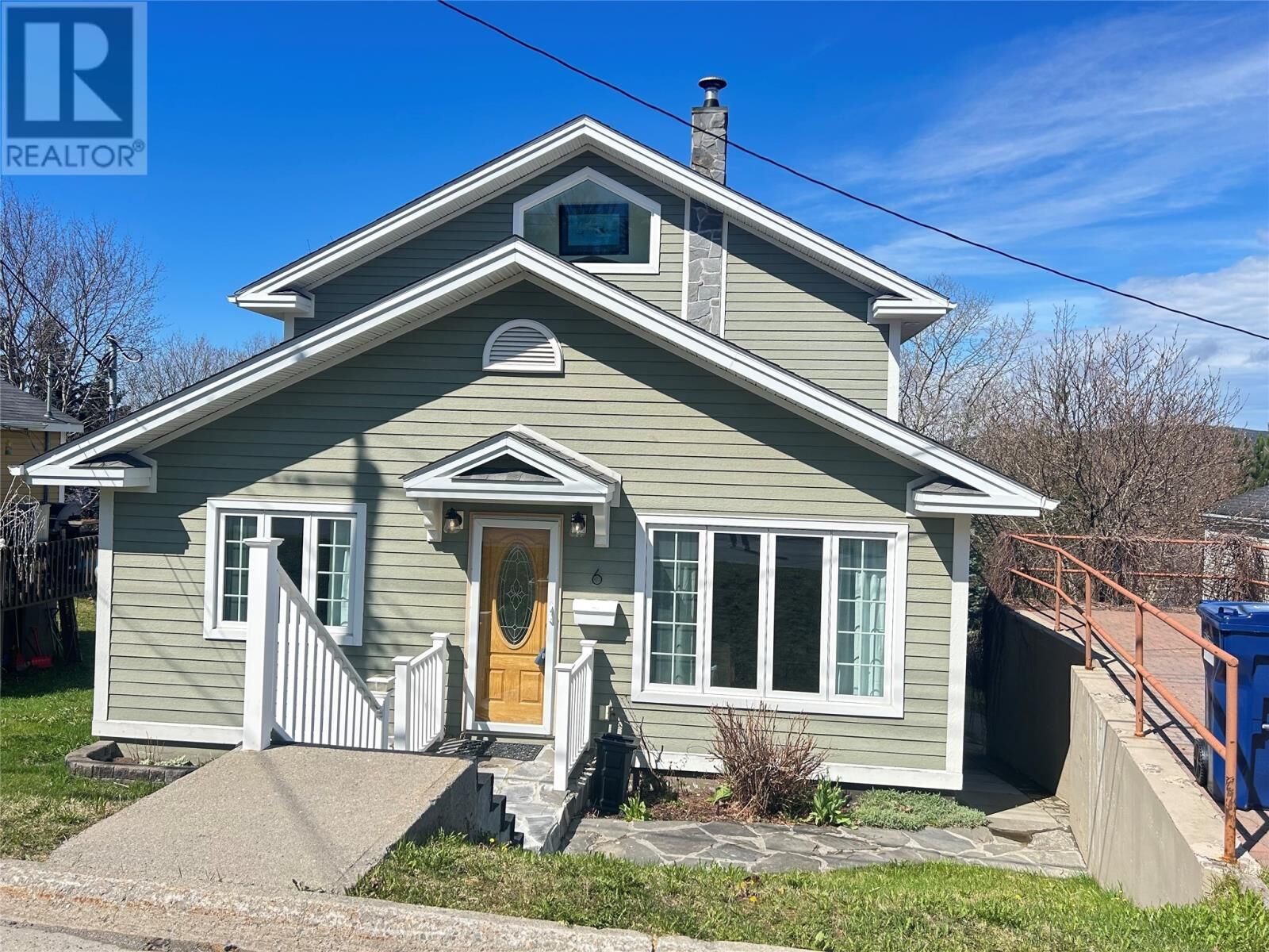 Property Photo: 6 Woodcrest Avenue NL A2H 6B9
