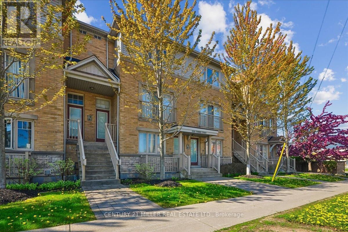 Property Photo: 3100 Thomas Street 7 ON L5M 0T2
