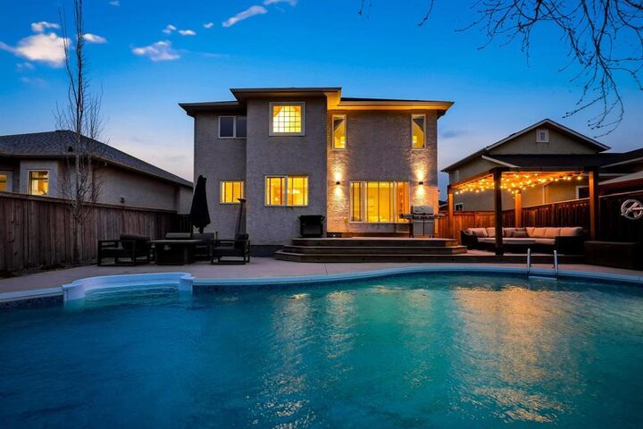 Property Photo:  138 Georgetown Drive  MB R3Y 1V1 