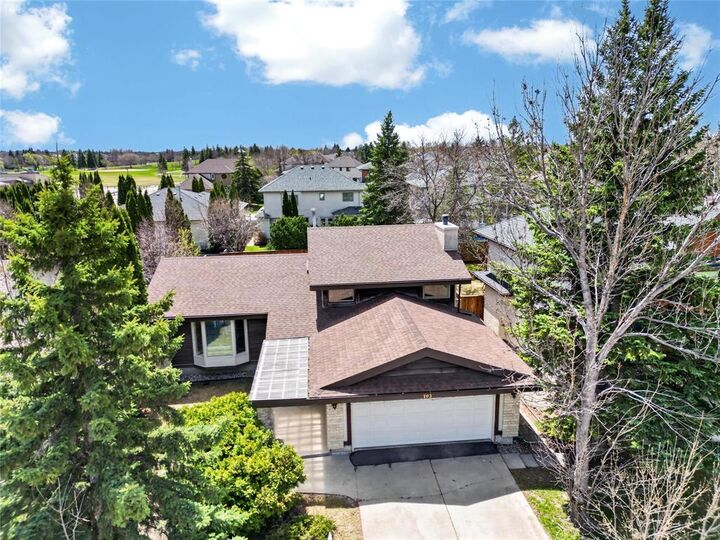 Property Photo: 103 Lindenwood Drive MB R3P 1K8