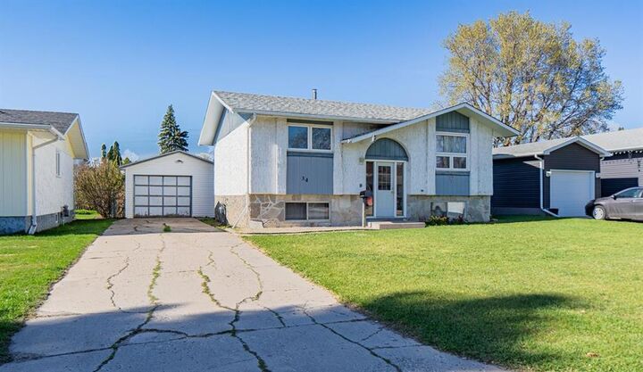 34 Phoebe Street — photo 1