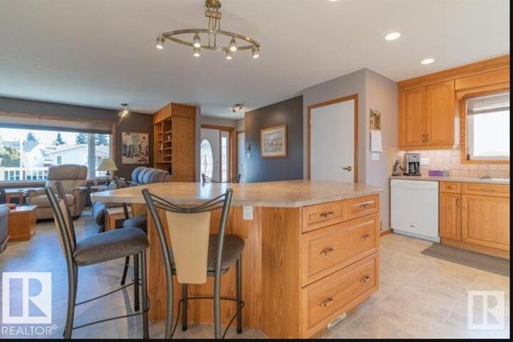 Property Photo:  1412 63 Street NW  AB T6L 1X7 