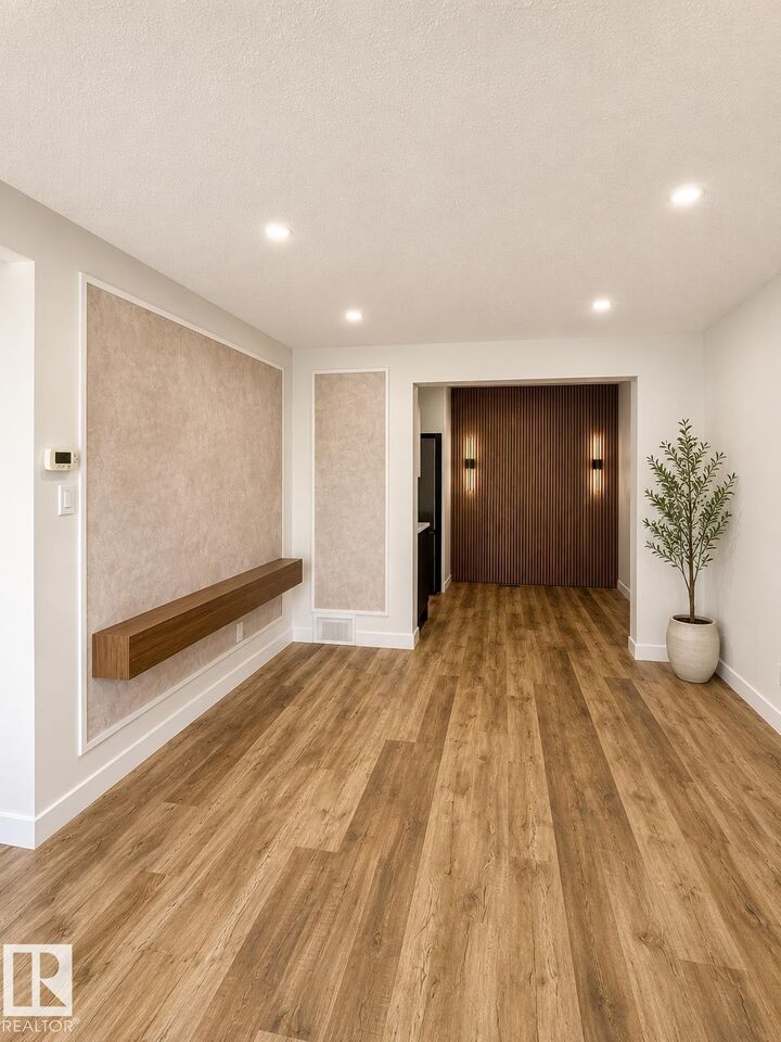 Property Photo: 224 Callingwood Two Two NW AB T5T 1A3