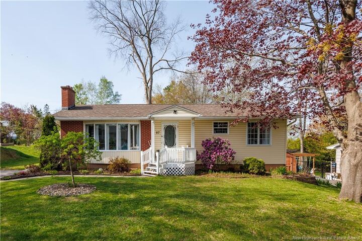 Property Photo:  87 Oakland Avenue  NB E3A 1W5 