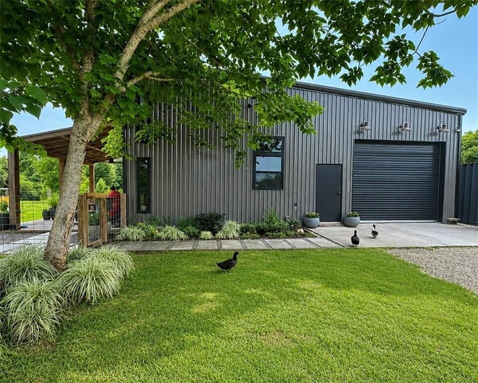 Property Photo: 22605 Sutter Road LA 70791
