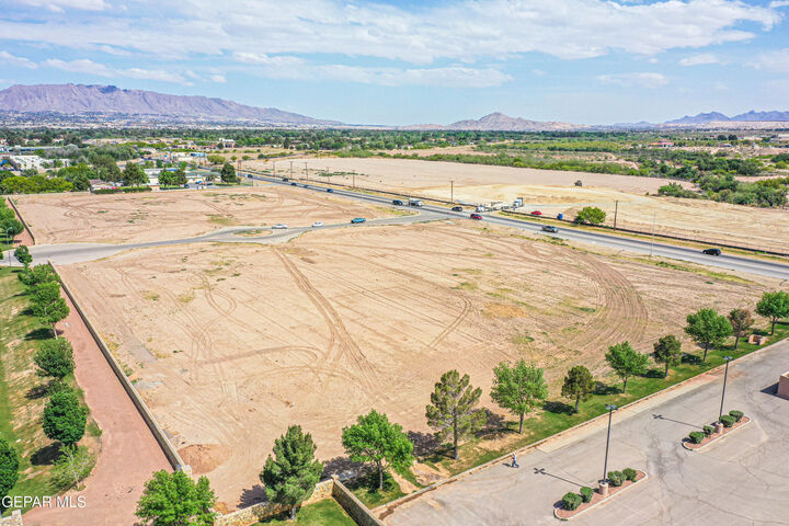 Property Photo:  1151 Country Club Road  NM 88008 