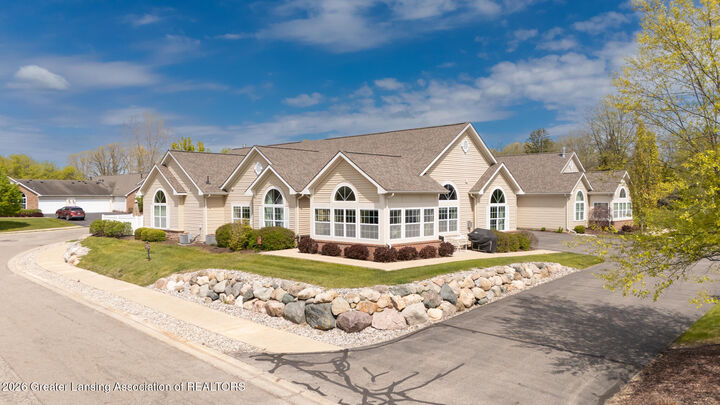 Property Photo: 3406 Hamlet Circle MI 48823