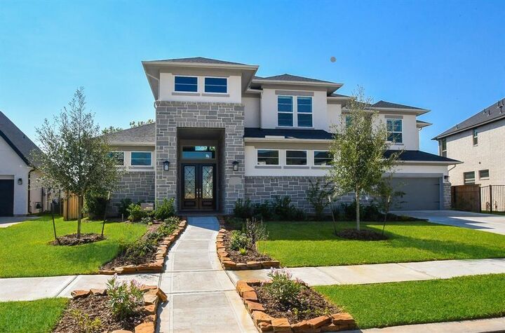 Property Photo:  10334 Fountain Shore Drive  TX 77459 