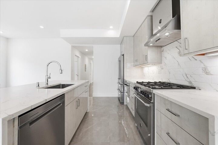 Property Photo: 290 Griffith St 2 NJ 07307