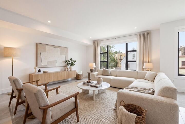 Property Photo:  290 Griffith St 2  NJ 07307 