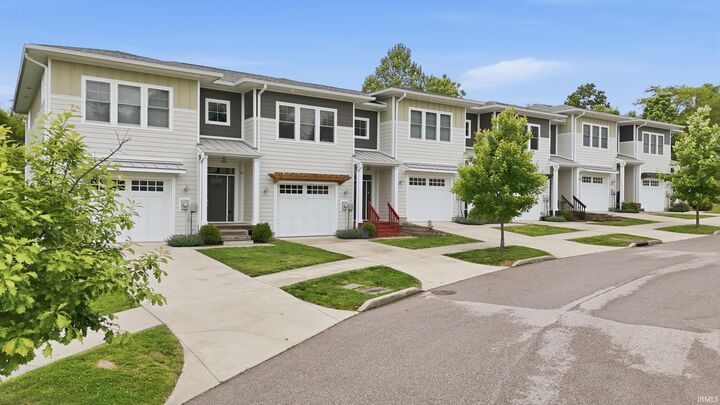 Property Photo:  4313 N Cypress Lane  IN 47404 