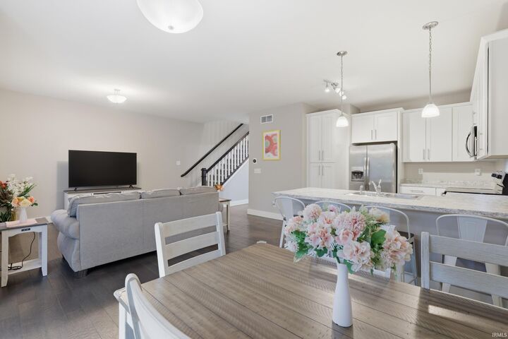 Property Photo:  4313 N Cypress Lane  IN 47404 