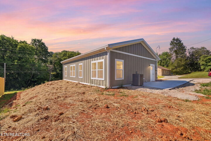 Property Photo: 104 Huskey Circle TN 37865