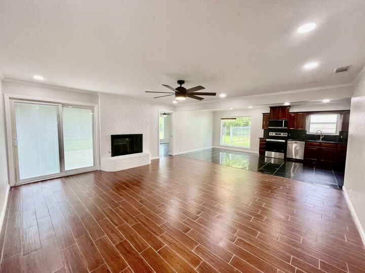 Property Photo:  104 Meadowbrook  TX 75633 