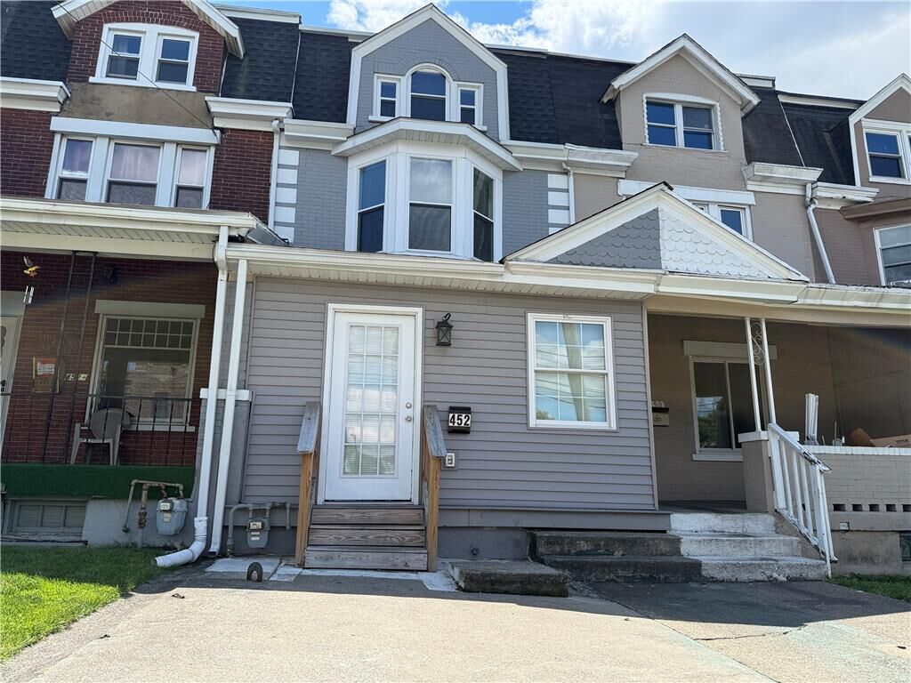 Property Photo:  452 Hanover Avenue  PA 18109 