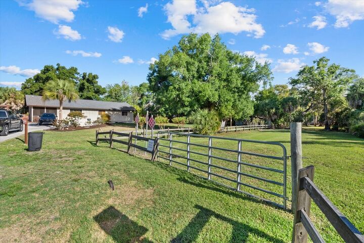 Property Photo: Lot 8 &Amp 9 Nutmeg Avenue FL 34231