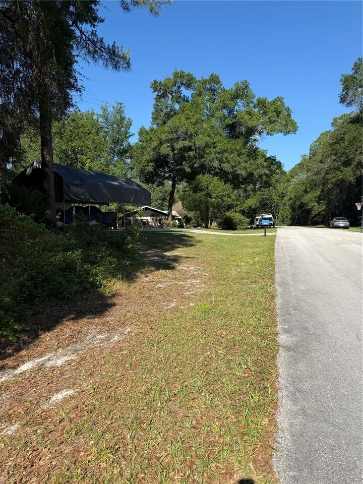 Property Photo: 10927 N Airway Loop FL 34434