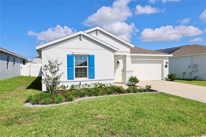 Property Photo:  965 Laurel View Way  FL 34736 