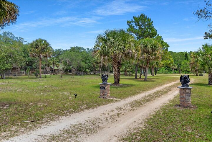 Property Photo:  1851 Maytown Road  FL 32759 