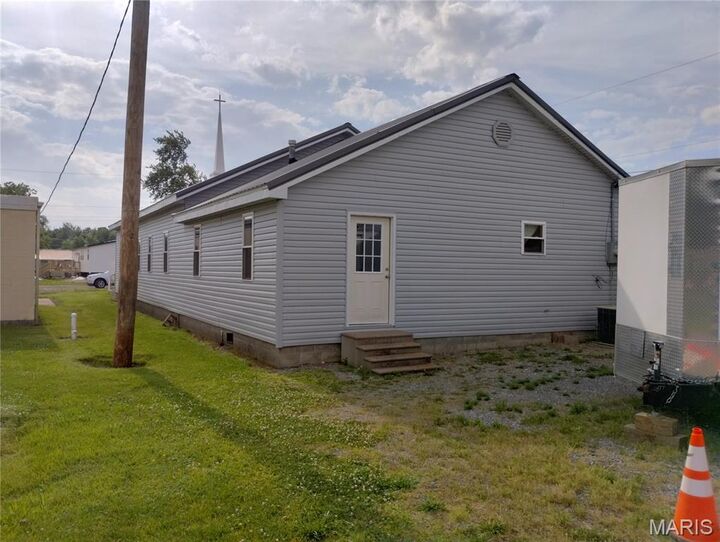 Property Photo:  210 Wilson Street  MO 63744 