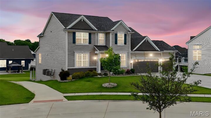 Property Photo:  310 Claymoore Court  MO 63368 