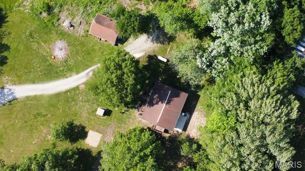Property Photo: 5863 Route 66 IL 62069