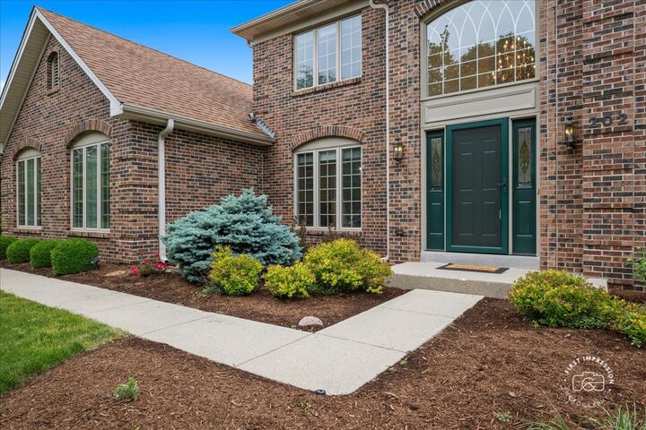 Property Photo:  202 Windsor Circle  IL 60175 