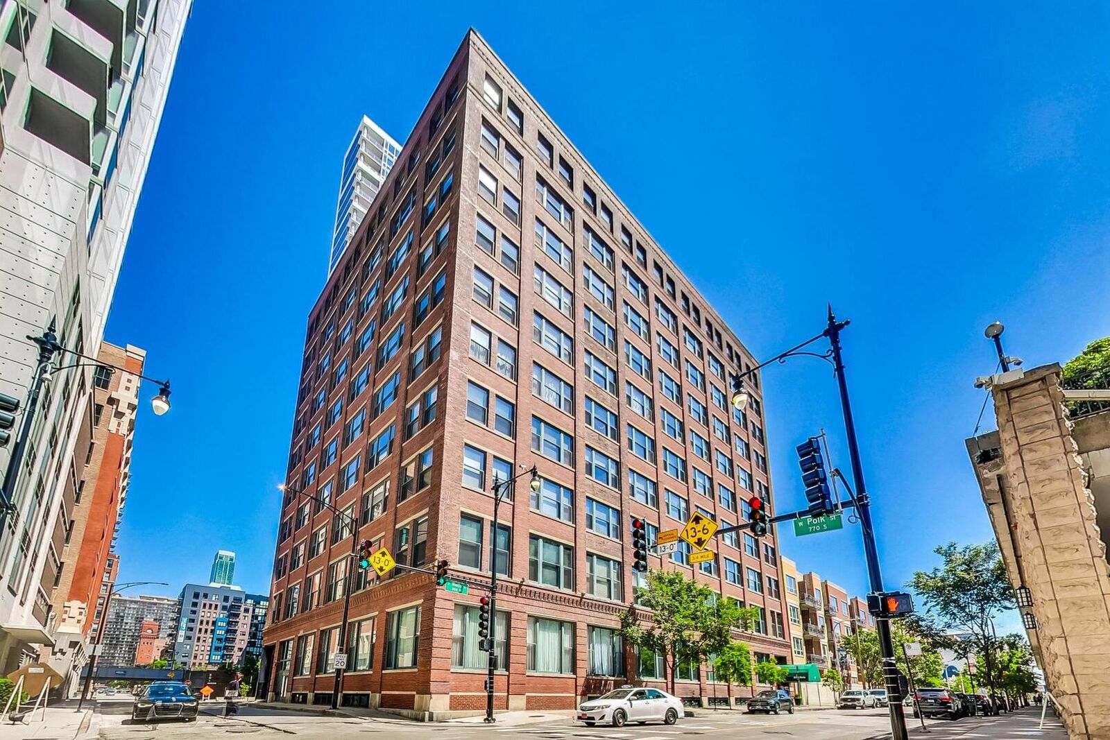 Property Photo:  801 S Wells Street 208  IL 60607 