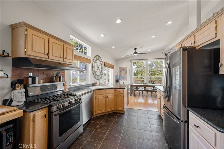 Property Photo:  5990 Sunny Glen Lane  CA 93446 