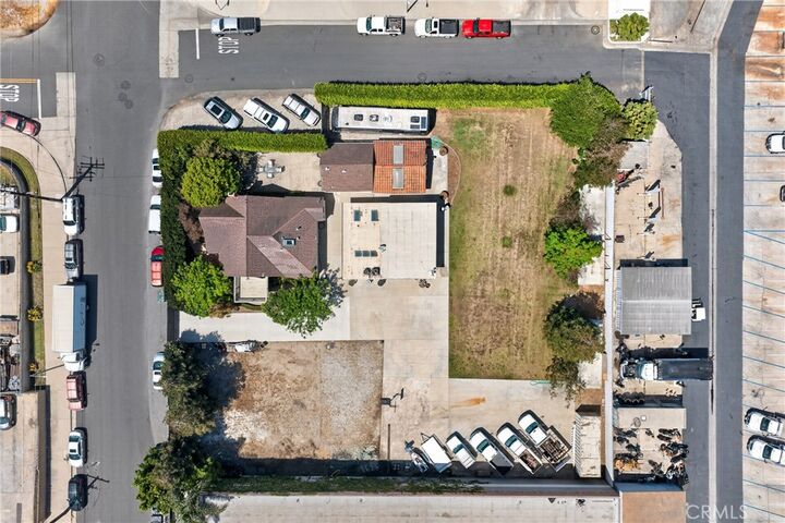 Property Photo:  17066 Palmdale  CA 92647 