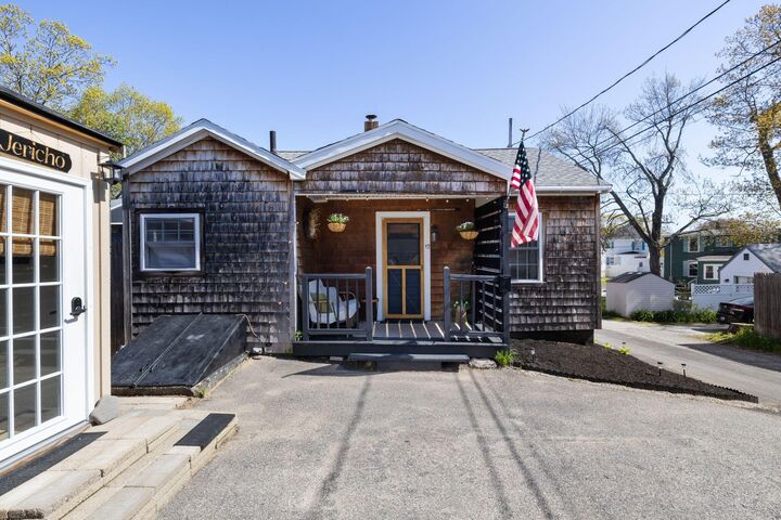 Property Photo:  10 Ninth Street  ME 04064 