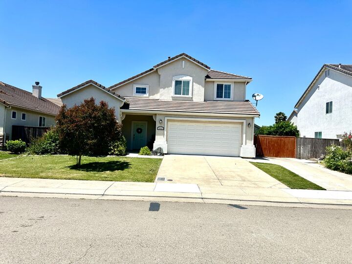 Property Photo:  10421 Almanor Circle  CA 95219 