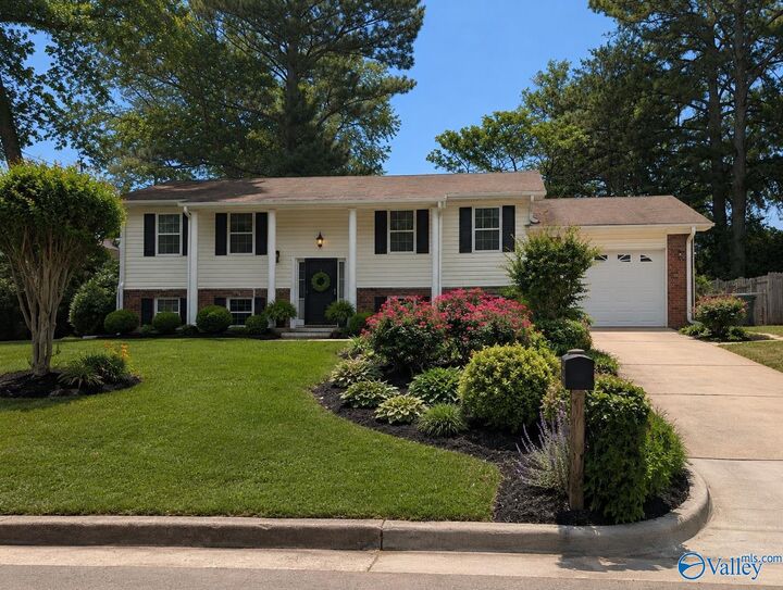 Property Photo:  11007 Crestfield Drive  AL 35803 
