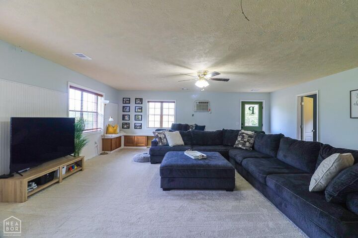 Property Photo:  404 County Road 723  AR 72405 