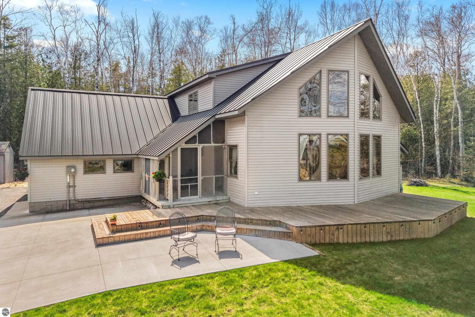 Property Photo: 3998 N US-23 N MI 49779