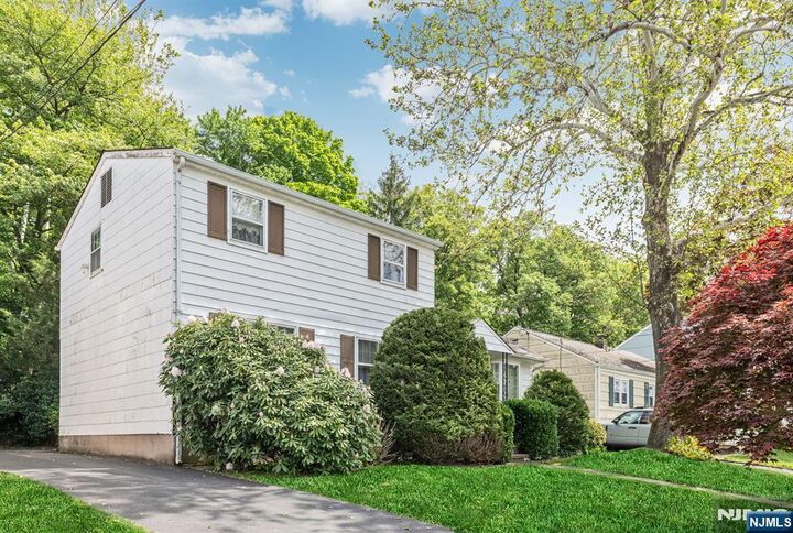 Property Photo:  415 N 4th  NJ 07506 