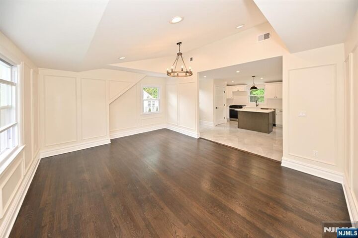 Property Photo:  190 Madison Avenue 2  NJ 07432 