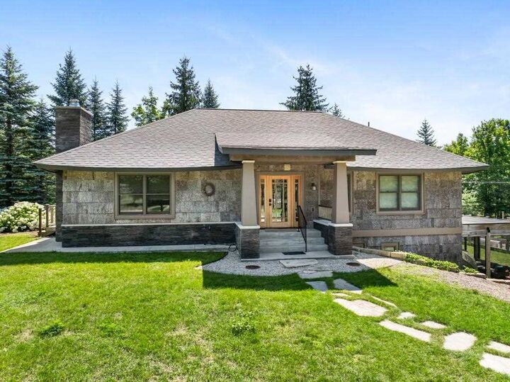 Property Photo: 5546 Valley MI 49706