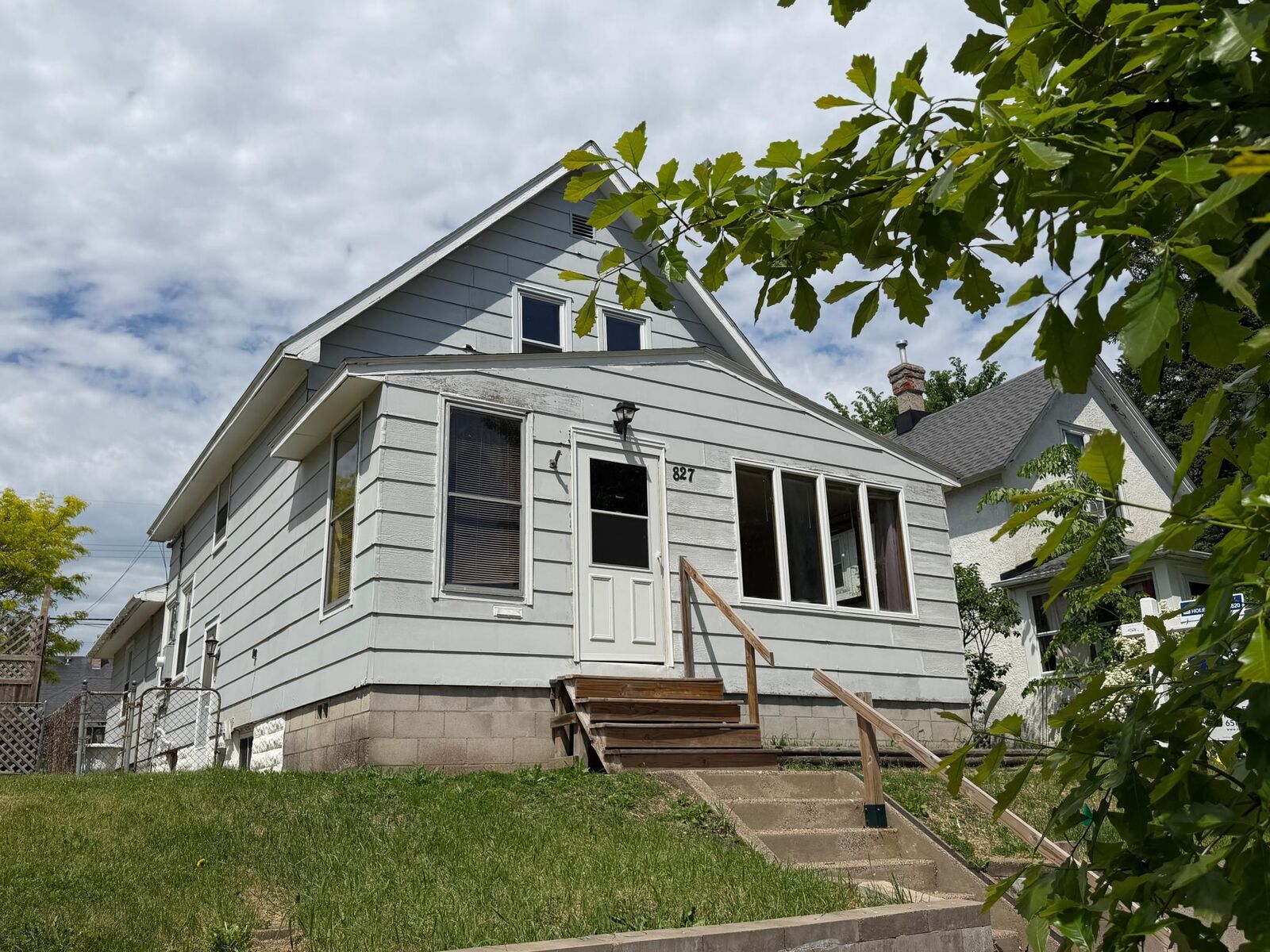 Property Photo:  827 Lafond Avenue  MN 55104 