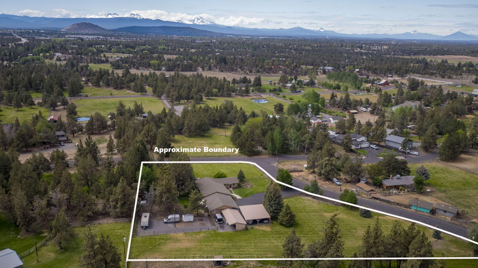 Property Photo: 22539 Martee Lane OR 97701