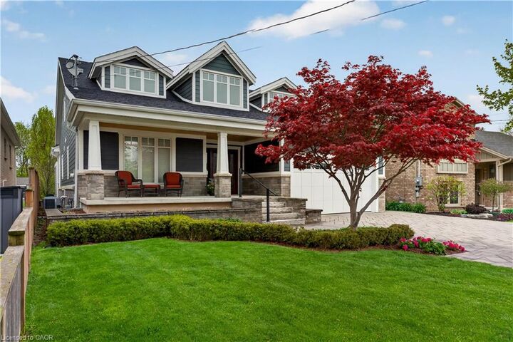 Property Photo:  22A John Street  ON L2N 4P1 