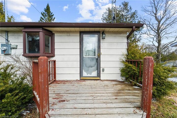 Property Photo:  222 Centennial Lane  ON K0L 1Z0 
