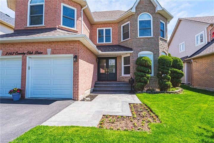 Property Photo:  2162 Country Club Drive  ON L7M 4B1 