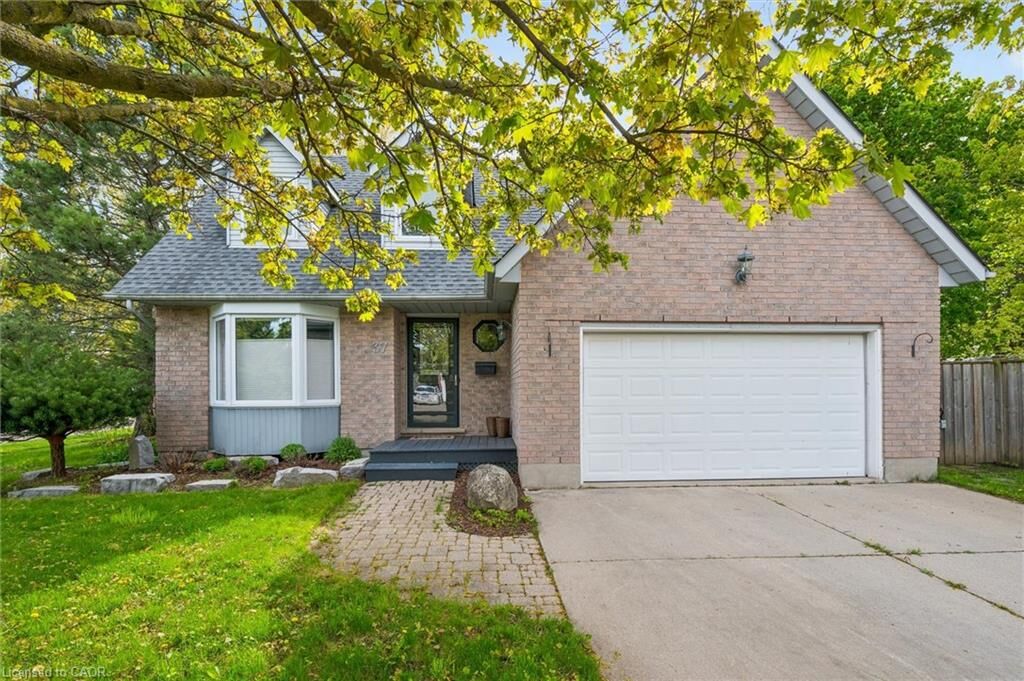 Property Photo:  37 Enfield Drive  ON N1P 1A5 