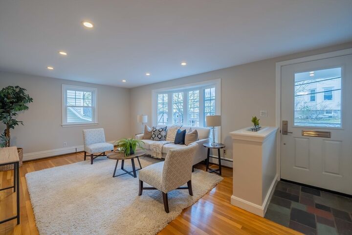 Property Photo:  55 Sutherland Road 55  MA 02476 