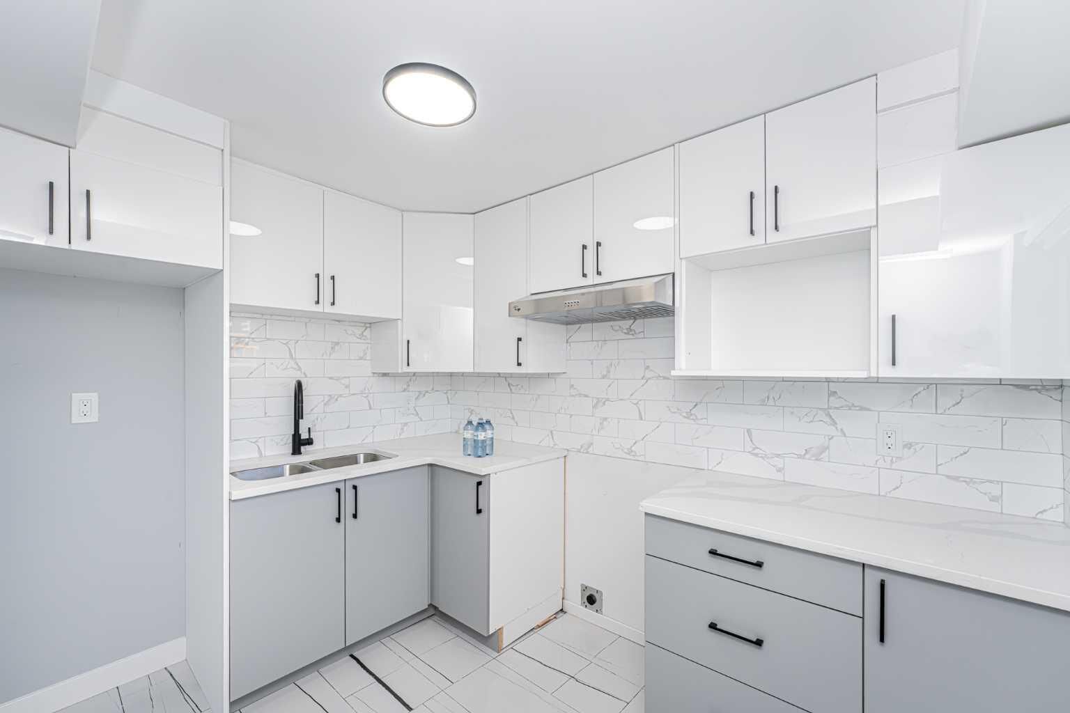 Property Photo: 6403 Centre Street NW AB T2K 0V3