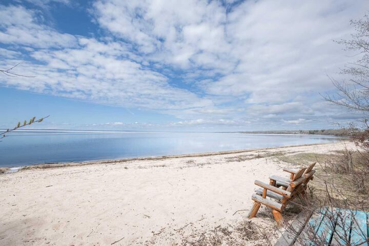 Property Photo: 2731 6 Street AB T0G 0K0