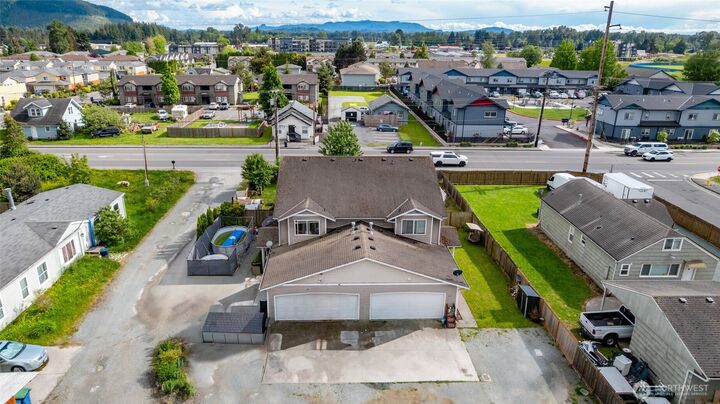 Property Photo:  838  Cook Road  WA 98284 